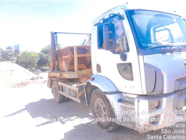 LOTE 51: