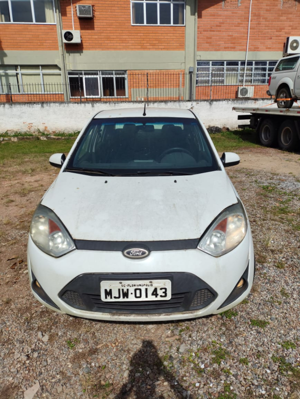 LOTE 24: