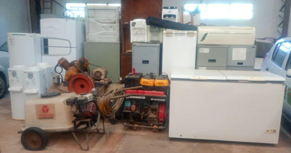 LOTE 90: